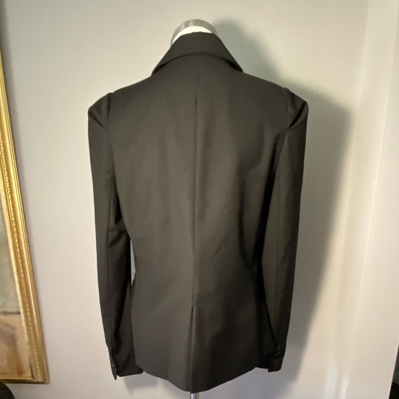 Aryn K ladies size medium black lined blazer - Picture 3 of 10